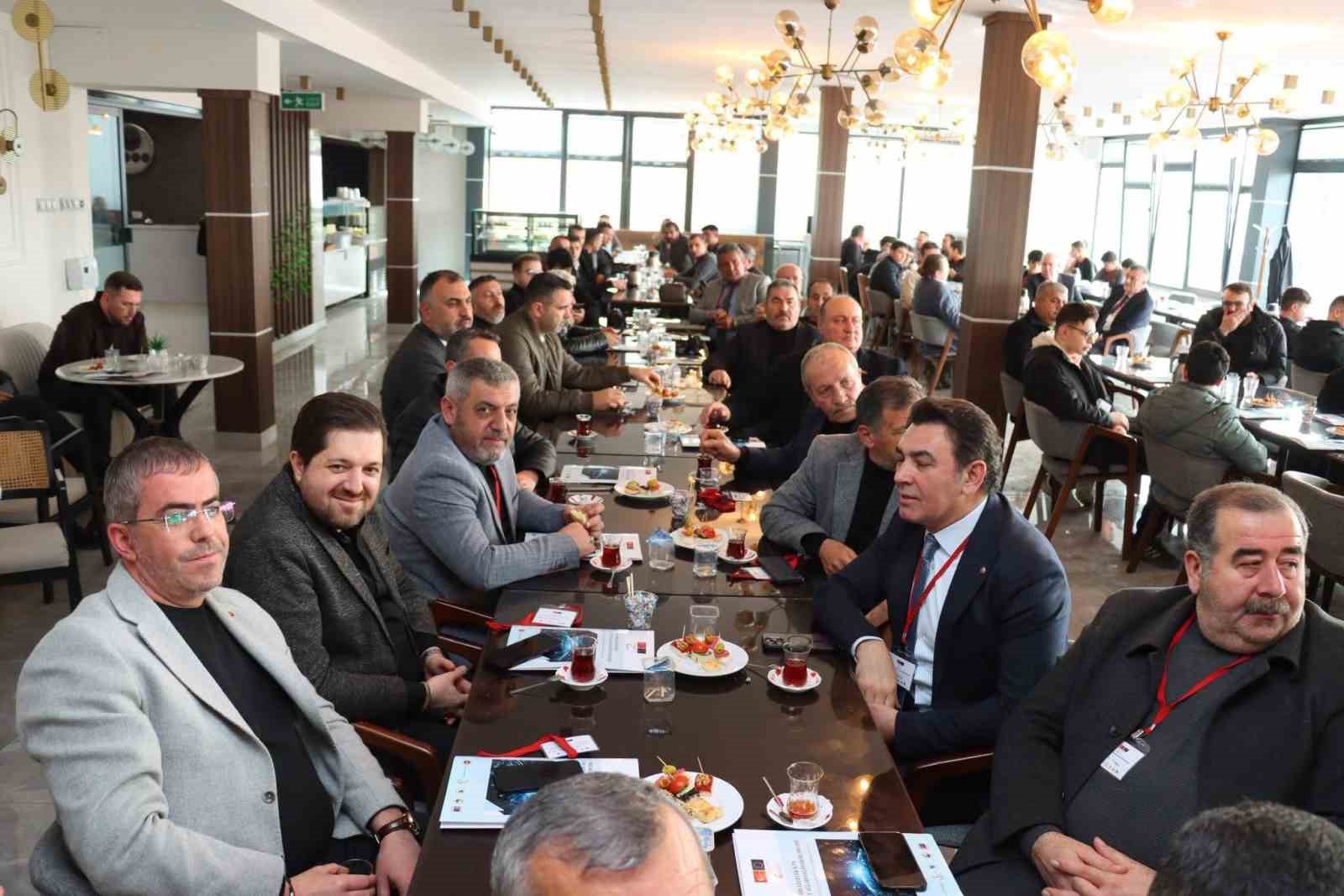 Sungurlu’da KOBİ’lere ticaret danışmanlığı sağlanacak
Sungurlu’da KOBİ’lere ticaret danışmanlığı sağlanacak