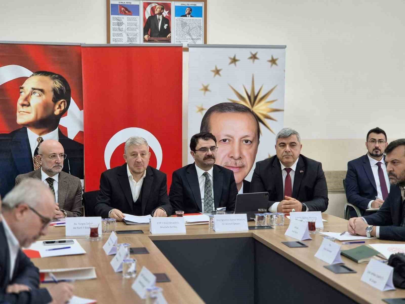 Sünnetci: "Amacımız, eğitimin nitelikli artışını sağlamak"
