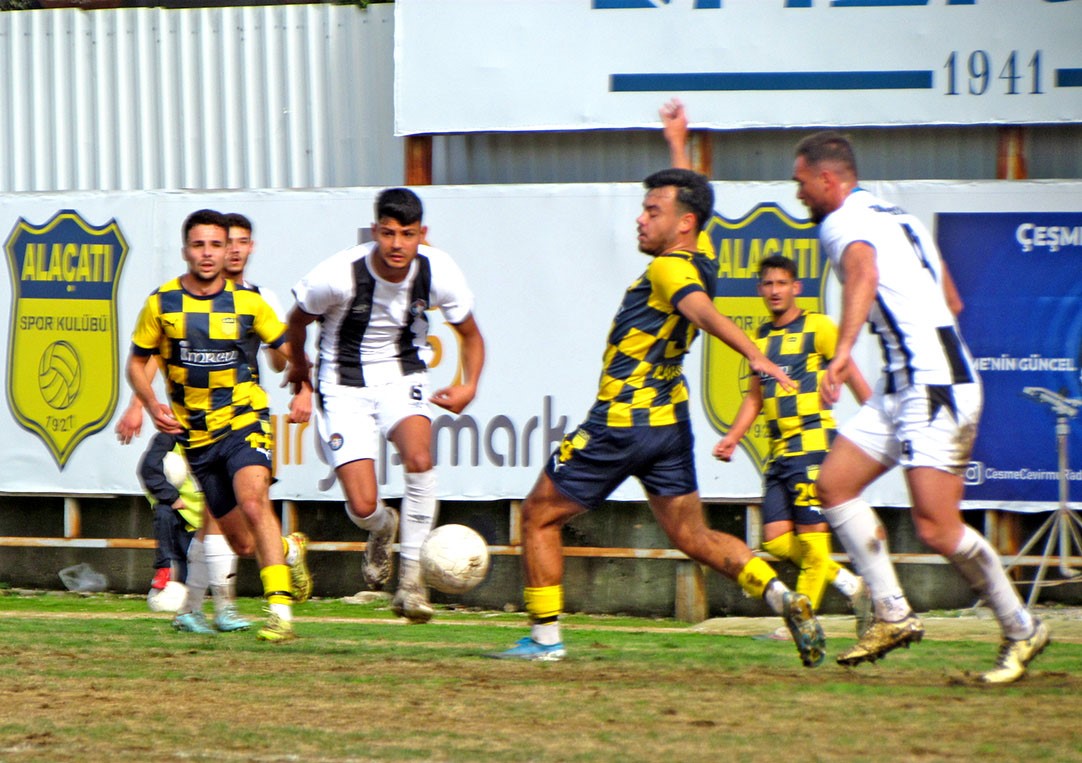 Süper Amatör’de Yerel Derbi Berabere Bitti: Alaçatıspor - Çeşme Belediyespor 2-2

