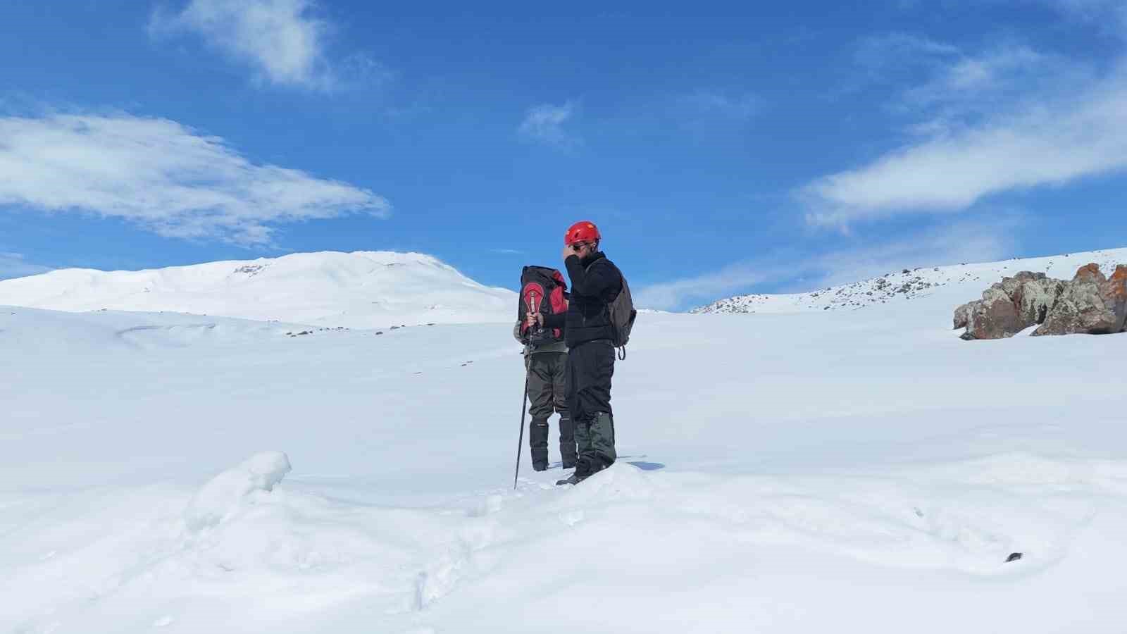 Süphan Dağı’nda doğa yürüyüşü ve kahve keyfi
