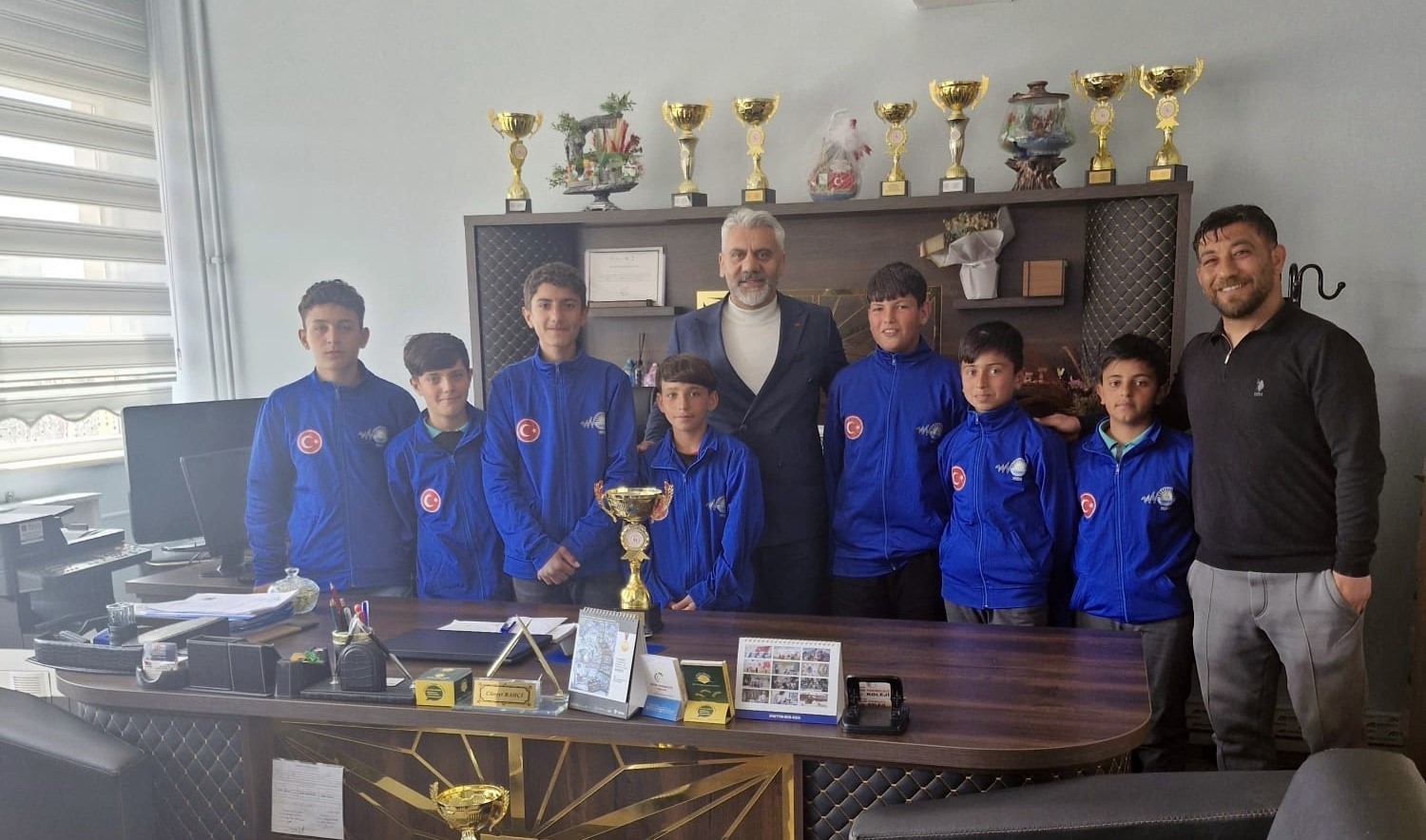 Süphan Ortaokulu öğrencilerinin bocce başarısı
Süphan Ortaokulu öğrencilerinin bocce başarısı