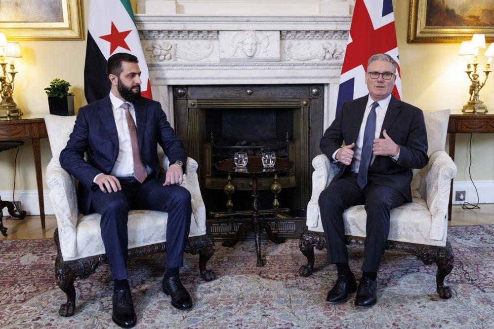 Suriye Devlet Başkanı eş-Şara’dan İngiltere’ye ilk resmi ziyaret
