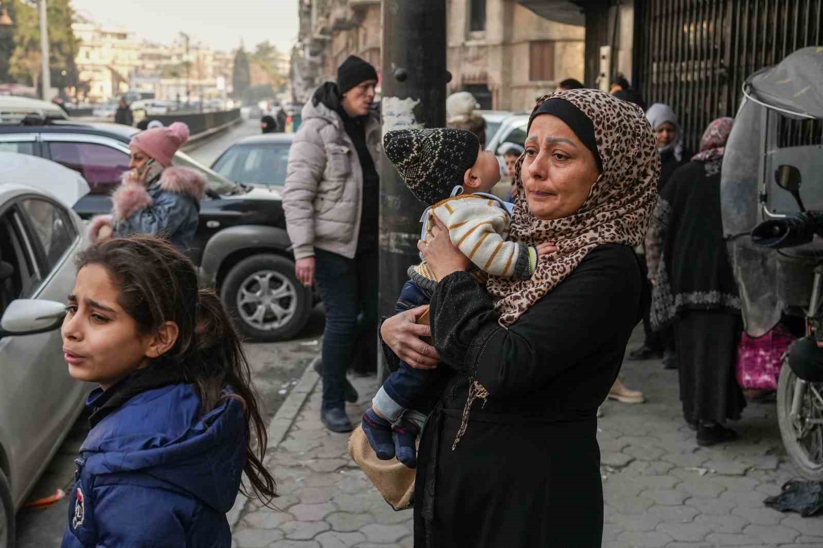 Suriye hükümeti: "Kürt vatandaşlar da dahil tüm vatandaşların korunması devletin pazarlık kabul etmez münhasır sorumluluğundadır"
