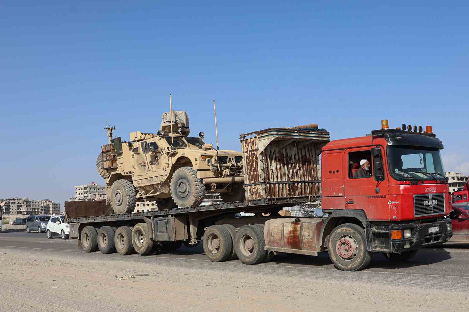 Suriye ordusu, ABD güçlerinin konuşlandığı tüm üslerde kontrol sağladı
