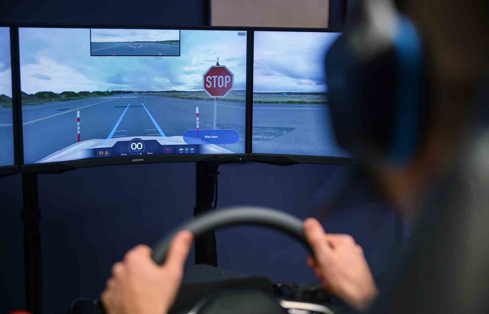 Sürücü adayları Japonya’da yoğun kamp programından, Çin’de 4 aşamalı sınav maratonundan geçiyor
Sürücü adayları Japonya’da yoğun kamp programından, Çin’de 4 aşamalı sınav maratonundan geçiyor