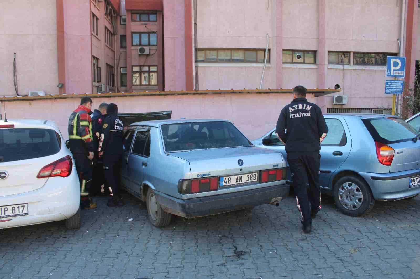 Sürücünün hızlı müdahalesi aracı yanmaktan kurtardı
