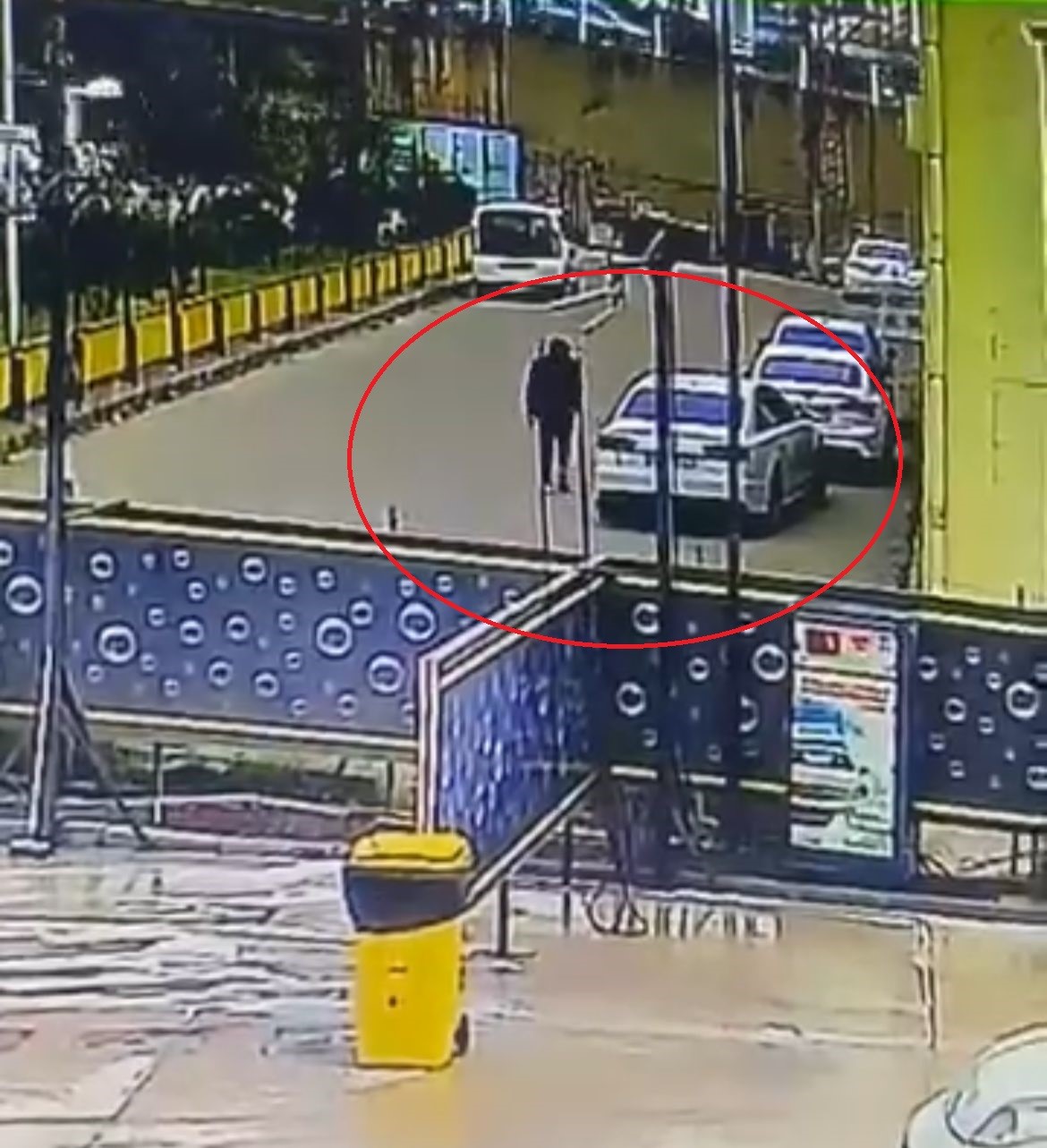 Sürücüsüz araç trafiğe çıktı, kaza böyle geldi
