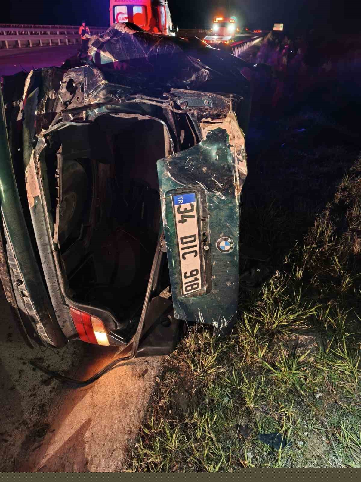 Susurluk’ta otoyolda feci kaza: 1 kişi hayatını kaybetti
