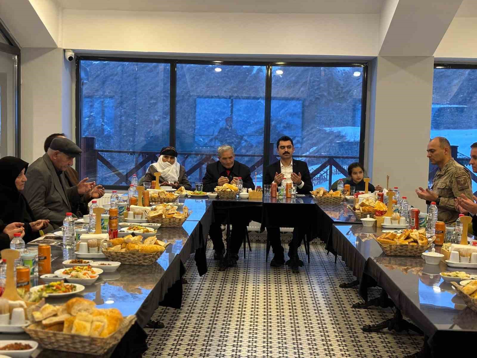 Susuz’da şehit aileleri ve gaziler onuruna iftar programı düzenlendi
