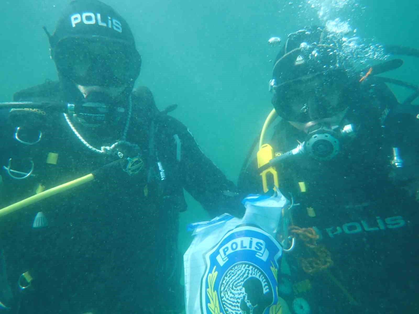 Suyun altını üstüne getiriyor, can kurtarmak için saniyelerle yarışıyorlar
