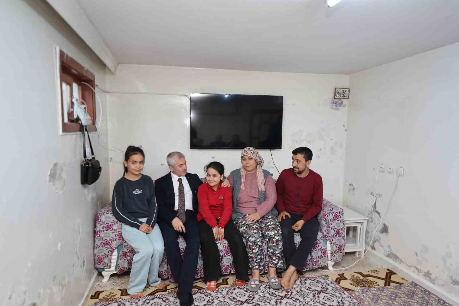 Tahmazoğlu, evlere misafir oluyor
Tahmazoğlu, evlere misafir oluyor