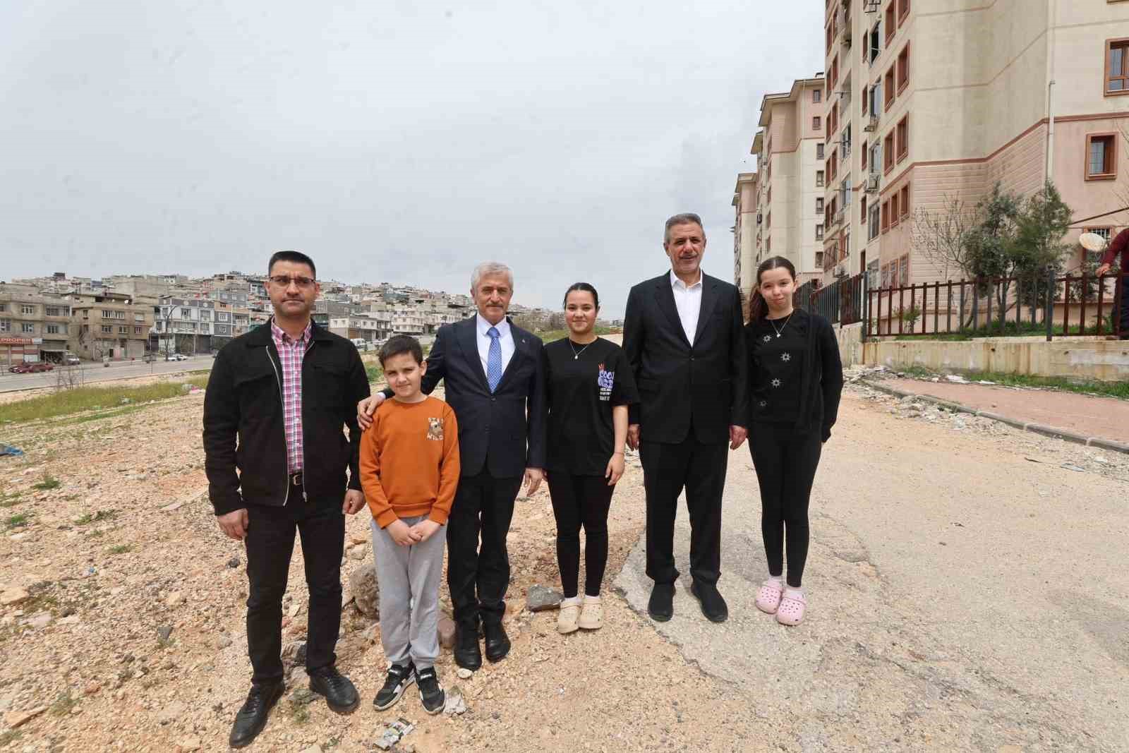 Tahmazoğlu vatandaşın yanında
