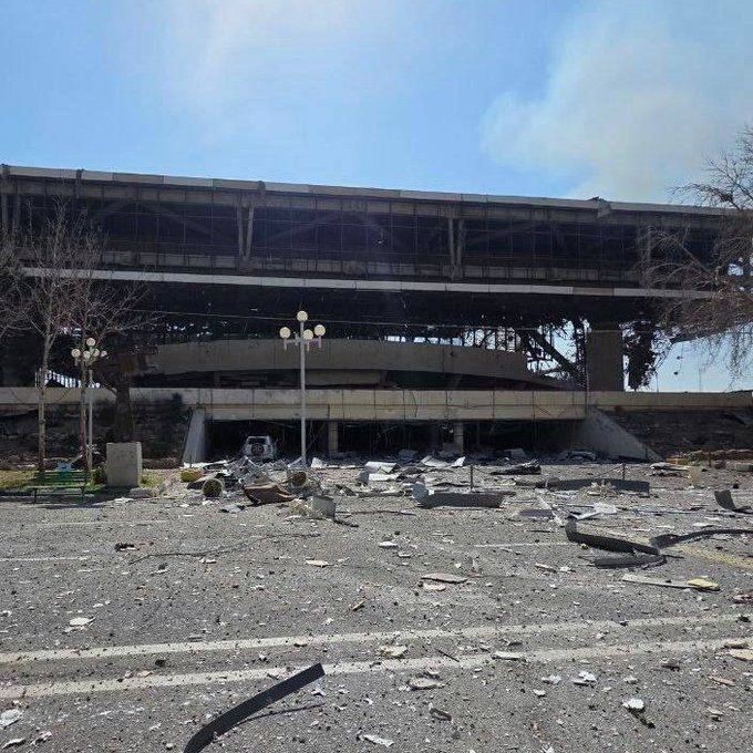 Tahran’daki Azadi Spor Kompleksi ABD ve İsrail saldırılarında ağır hasar aldı
