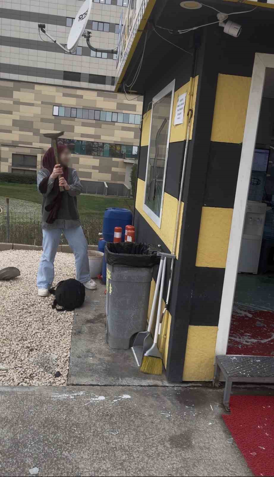 Taksi durağında dehşet anları: Güvenlik kamerası görüntüleri ortaya
