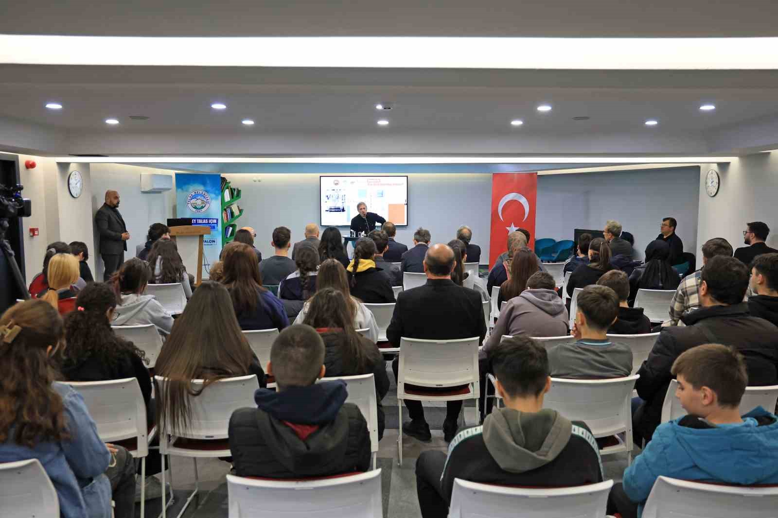 Talas’ta ‘Alev Alatlı Okumaları’ ile düşünceye yolculuk
