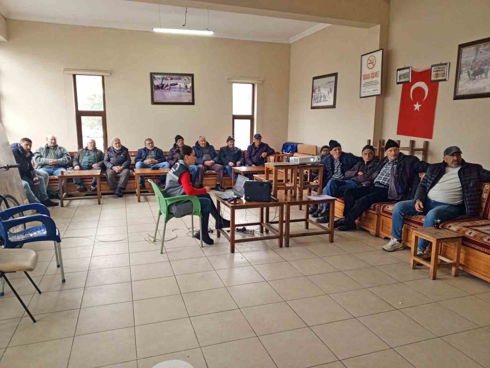Talas’ta çiftçiye eğitimler sürüyor
