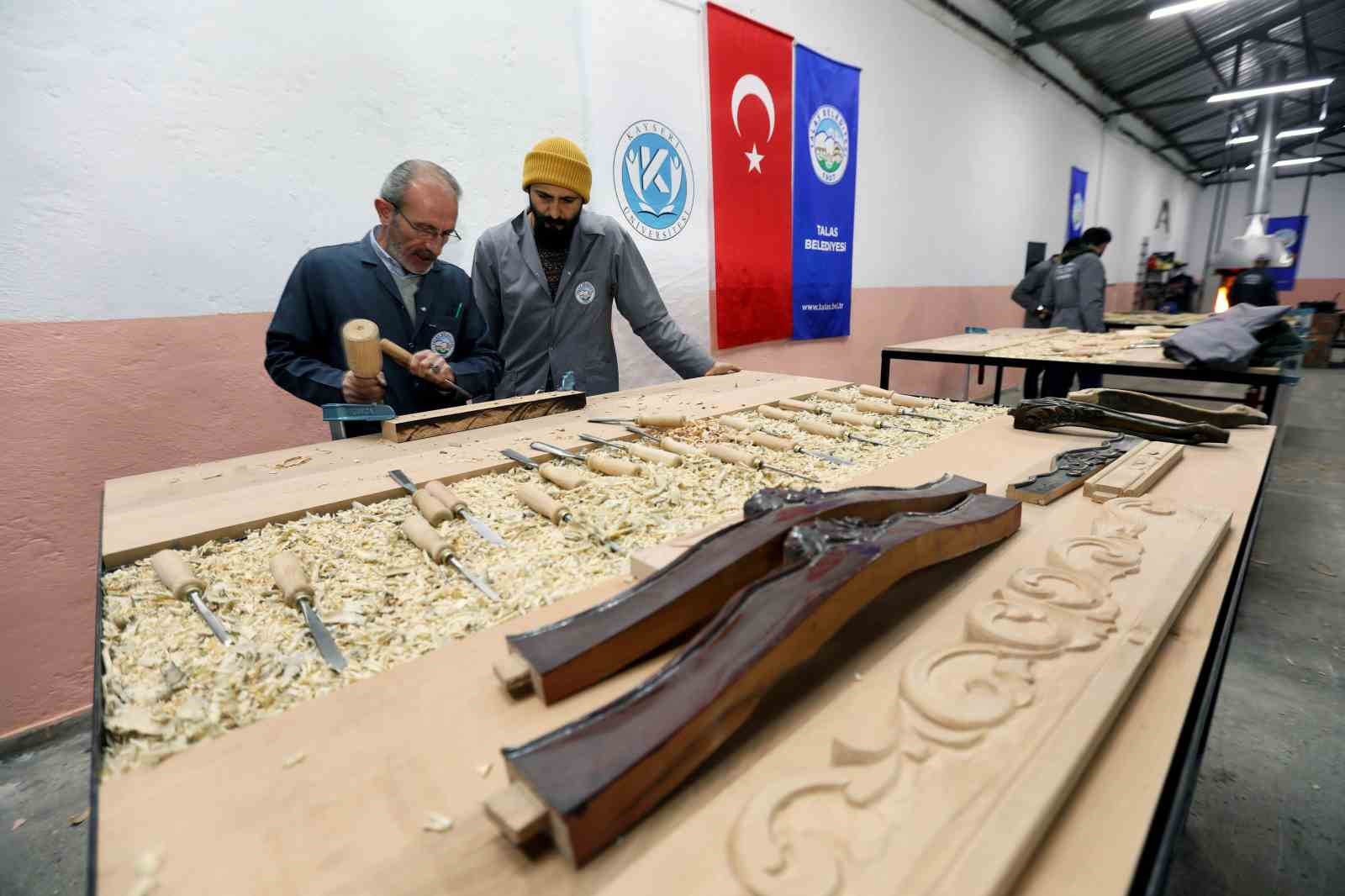 Talas’ta gelenek geleceğe usta ellerle taşınıyor
