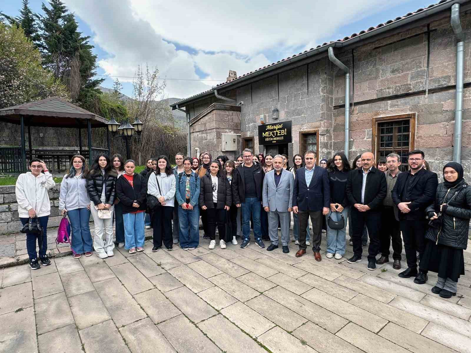 Talas’ta tarihin izinde, geleceğe yön veren eğitim hamlesi
