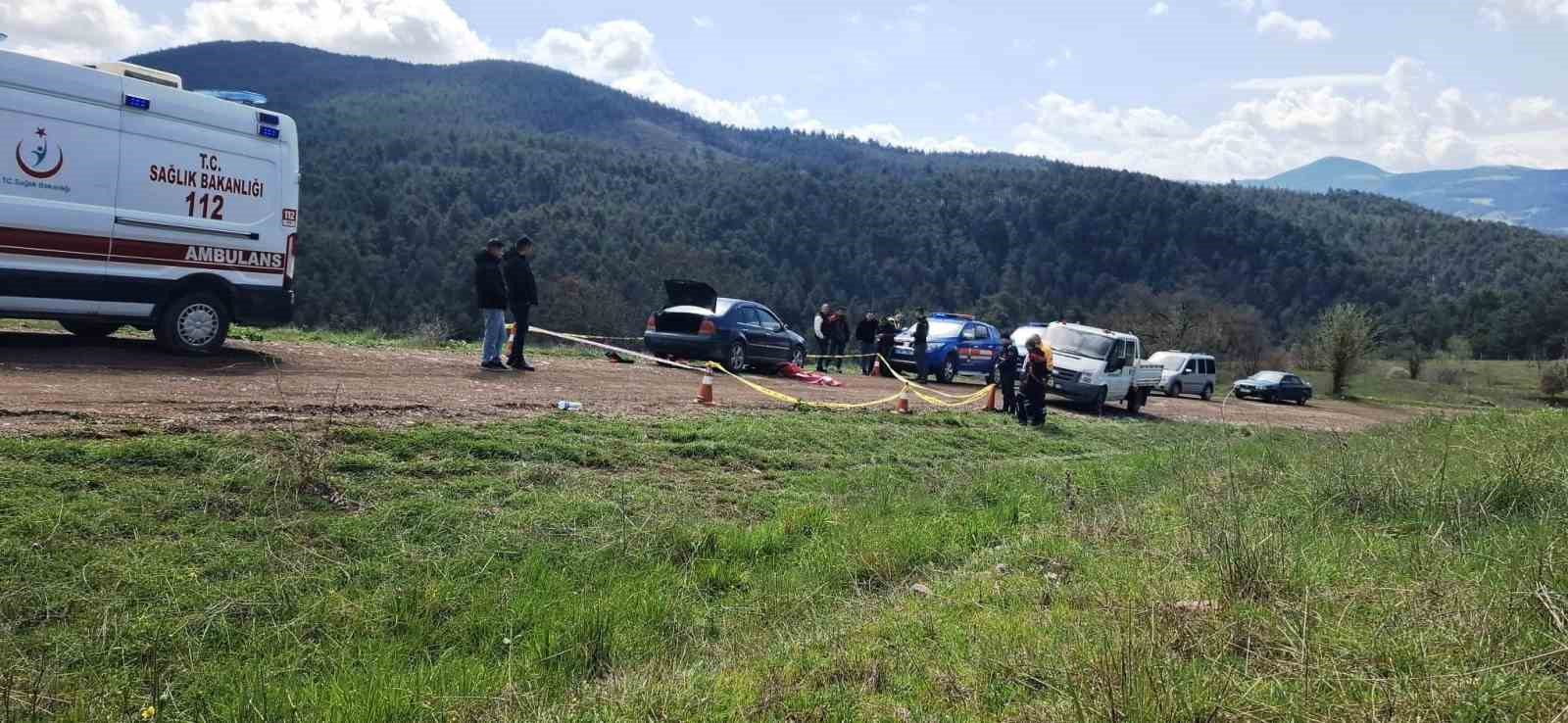 Tamir etmeye çalıştığı aracının altında kalan şahıs hayatını kaybetti
