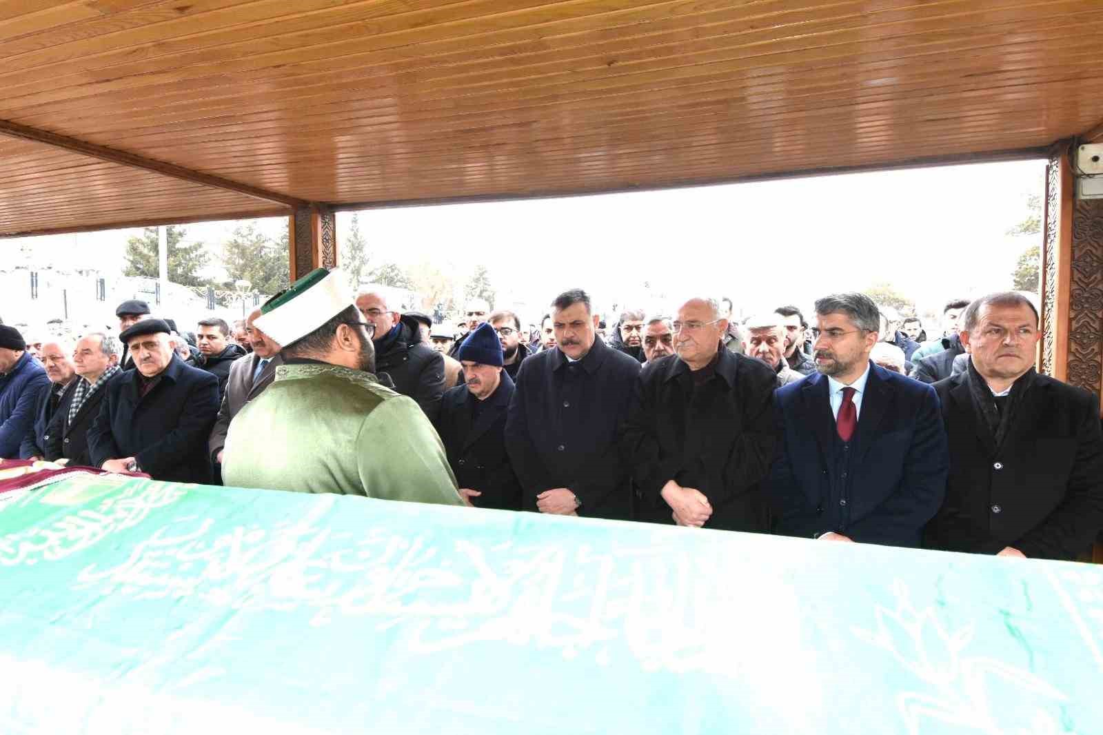 Tanfer Ailesi’nin anne acısı
