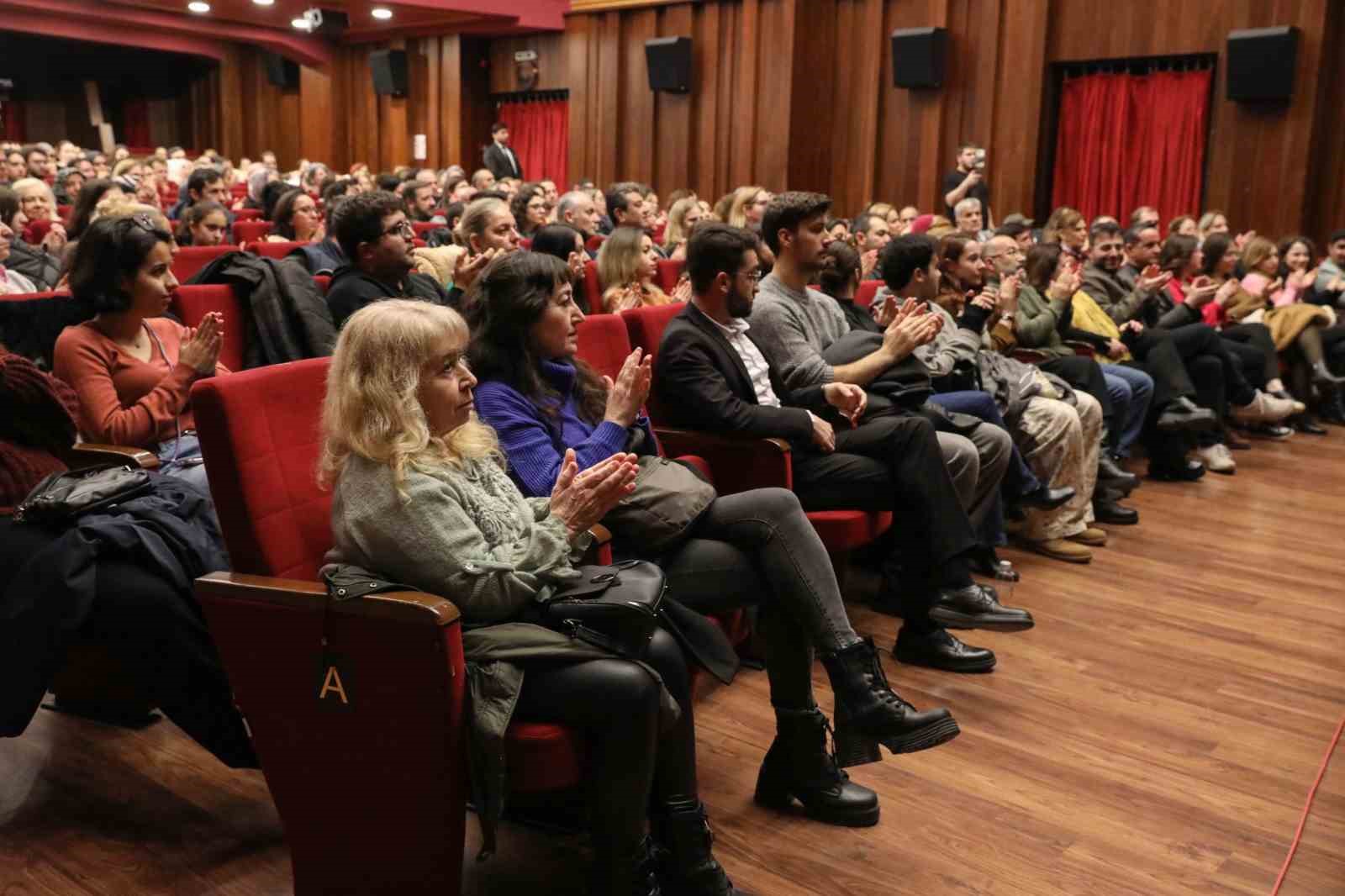 Tanpınar’ın dünyası ’Üç Nefeslik Rüya’ ile sahneye taşındı

