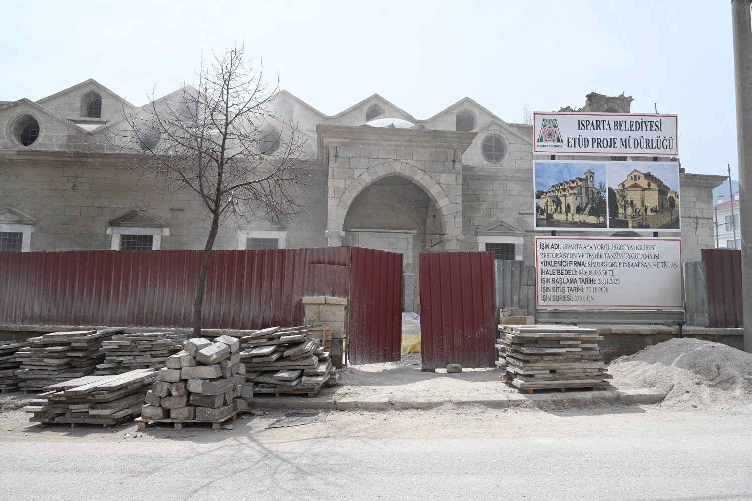 Tarihi Aya Yorgi Kilisesi kütüphane ve endemik bitkiler araştırma merkezine dönüşüyor
Tarihi Aya Yorgi Kilisesi kütüphane ve endemik bitkiler araştırma merkezine dönüşüyor