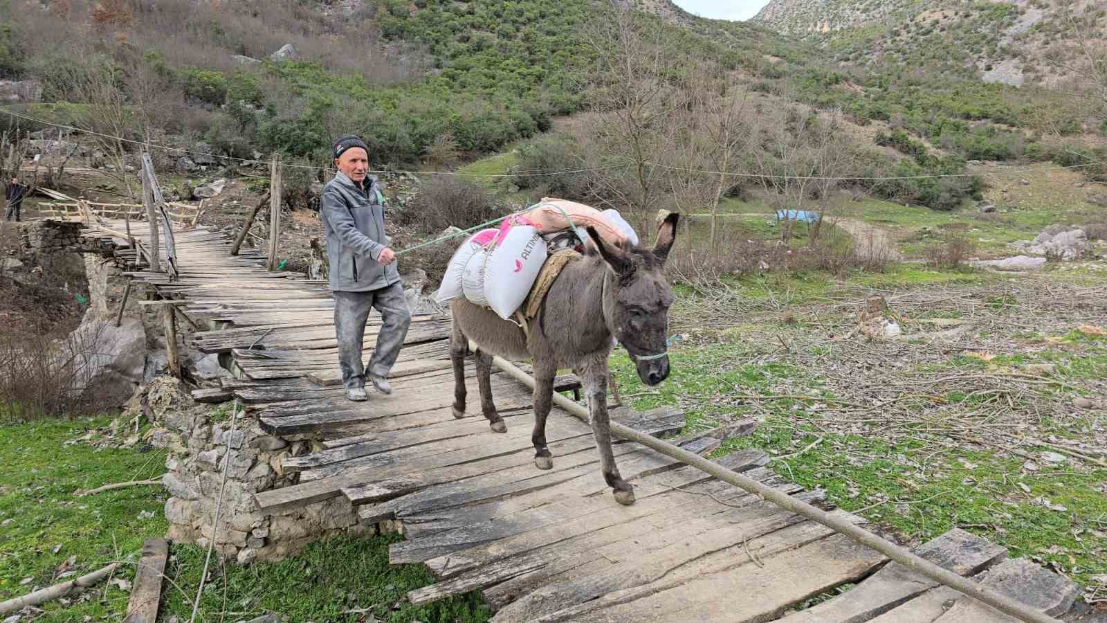 Tarihi değirmen suyun gücüyle 300 yıldır ayakta
