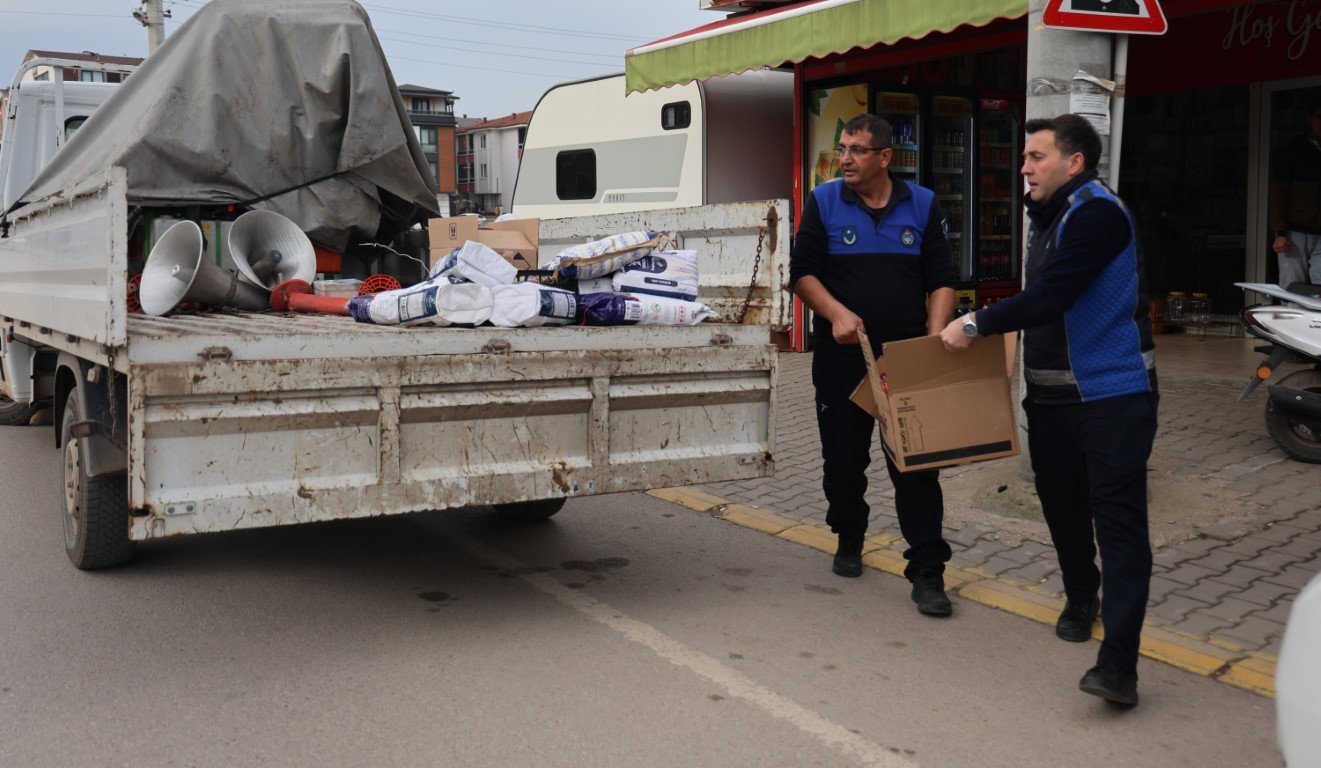 Tarihi geçmiş ürünler raflardan toplandı
Tarihi geçmiş ürünler raflardan toplandı