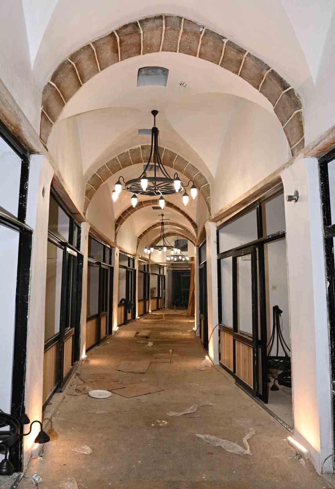 Tarihi Kapalı Çarşı’da restorasyonda sona gelindi
Tarihi Kapalı Çarşı’da restorasyonda sona gelindi