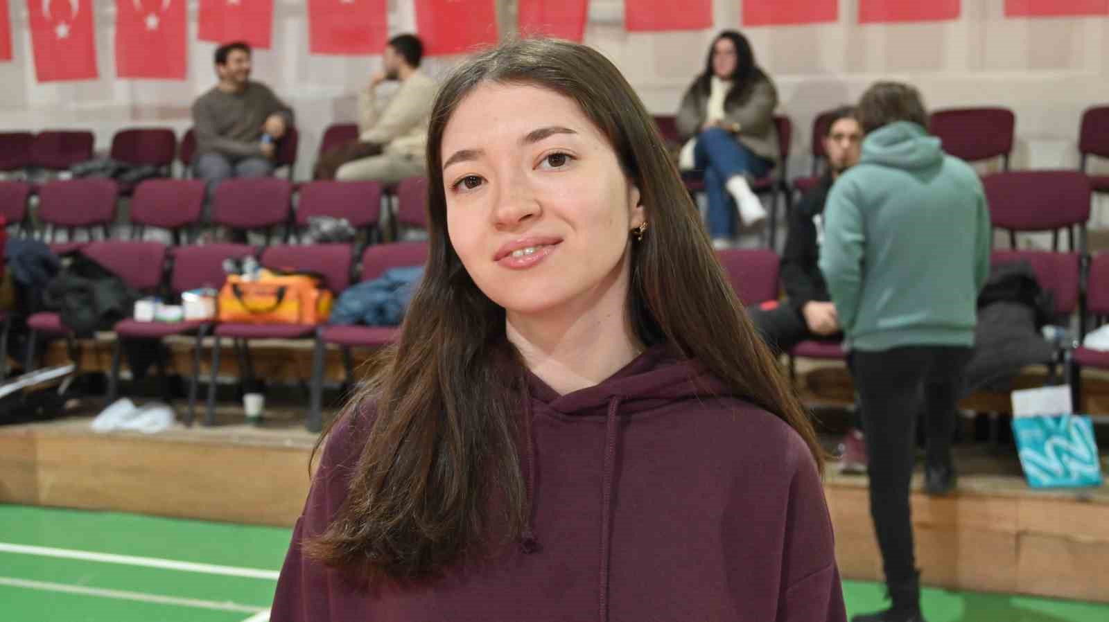 Tarihin izinde kılıçlar çarpıştı
