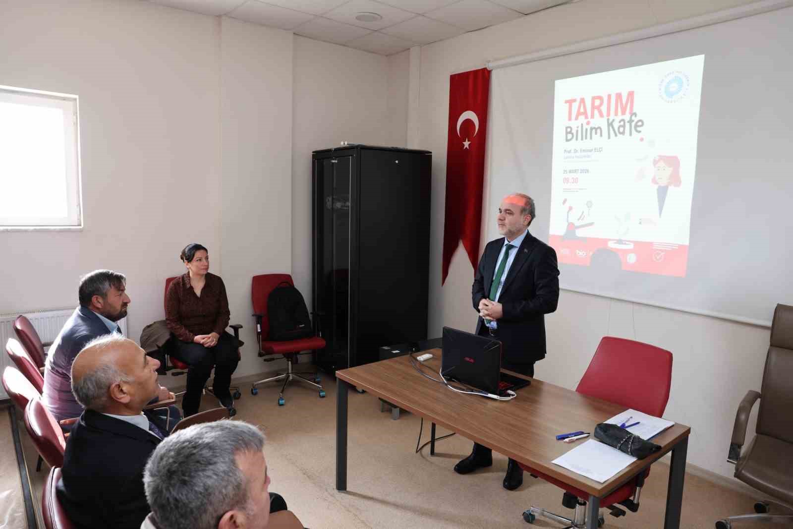 Tarım Bilim Kafe’de lahana hastalıkları masaya yatırıldı
