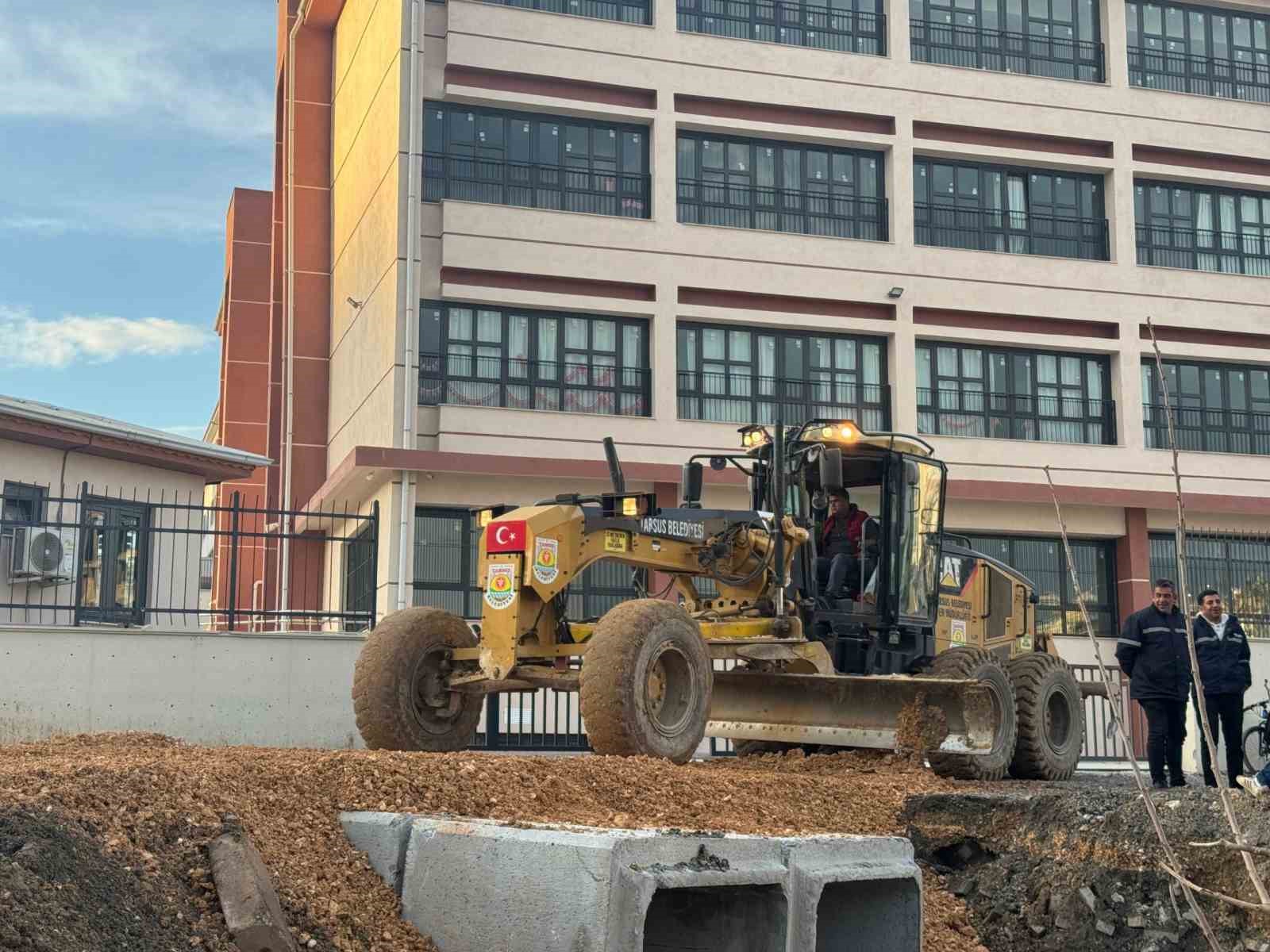 Tarsus Belediyesinden sel riskine karşı kalıcı altyapı hamlesi
Tarsus Belediyesinden sel riskine karşı kalıcı altyapı hamlesi