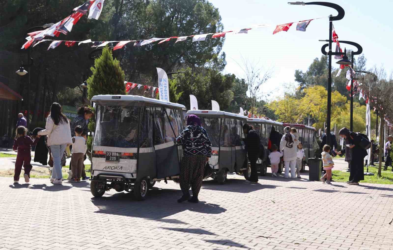 Tarsus Gençlik Kampında üç kuşak bir araya geldi

