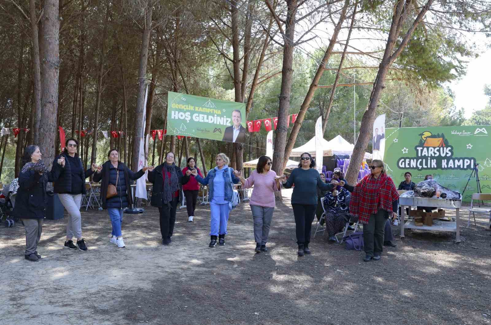 Tarsus Gençlik Kampında üç kuşak bir araya geldi
