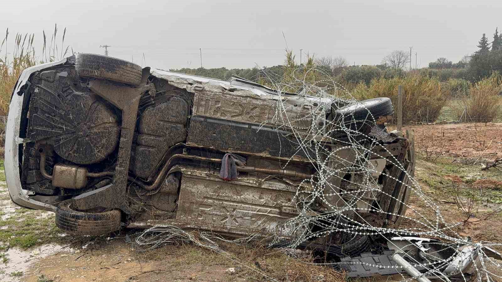 Tarsus’ta yağış kazaya neden oldu
