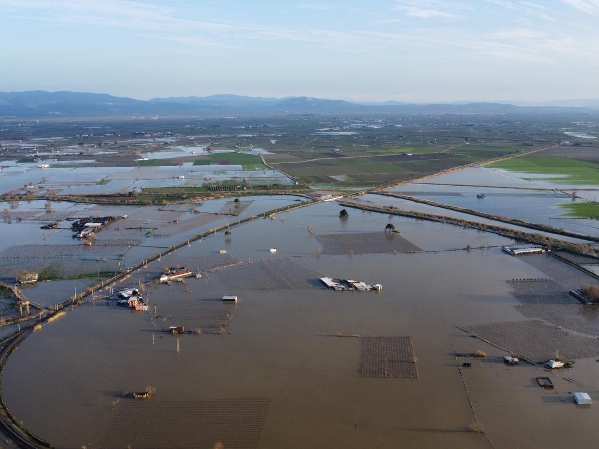 Taşan Gediz Nehri dolayısıyla mahsur kalan 44 kişi ve 127 hayvan kurtarıldı
