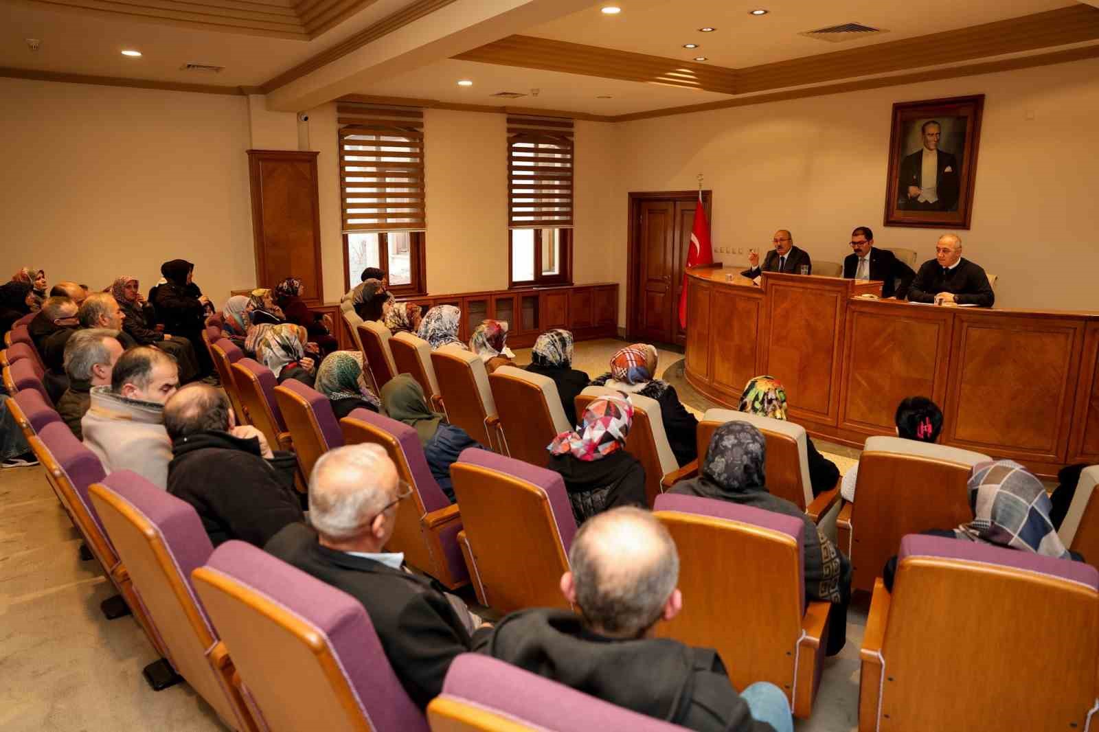 Taşköprü sarımsağı için yevmiye ücreti bin 350 lira olarak belirlendi
