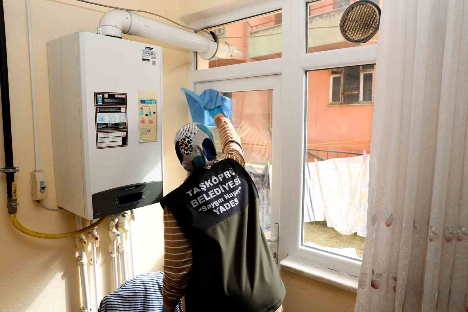 Taşköprü’de camiler Ramazan’a hazır
Taşköprü’de camiler Ramazan’a hazır