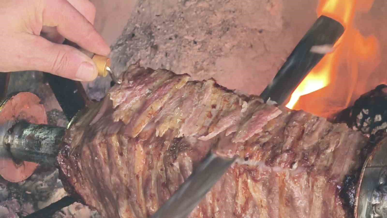 Taste Atlas’ın "Dünyanın En İyi 100 Yemeği" listesinde Türk lezzetleri zirvede
Taste Atlas’ın "Dünyanın En İyi 100 Yemeği" listesinde Türk lezzetleri zirvede