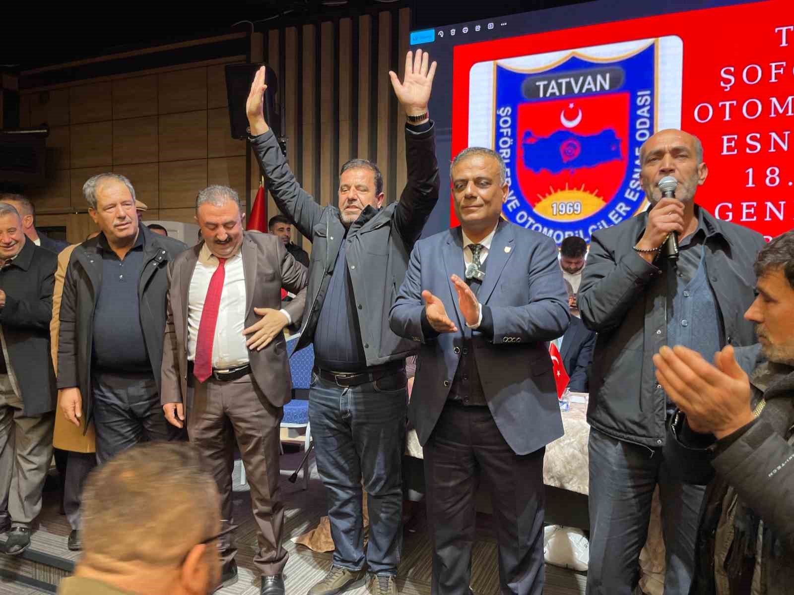 Tatvan Şoförler ve Otomobilciler Esnaf Odası’nda İkram Baran yeniden başkan
