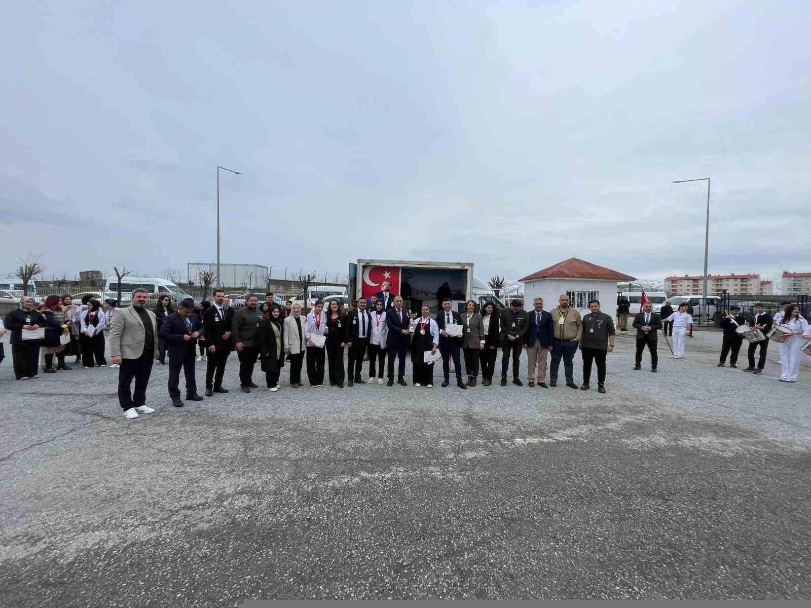 Tatvan’da "2. Uluslararası Gastronomi Yarışması" düzenlendi
