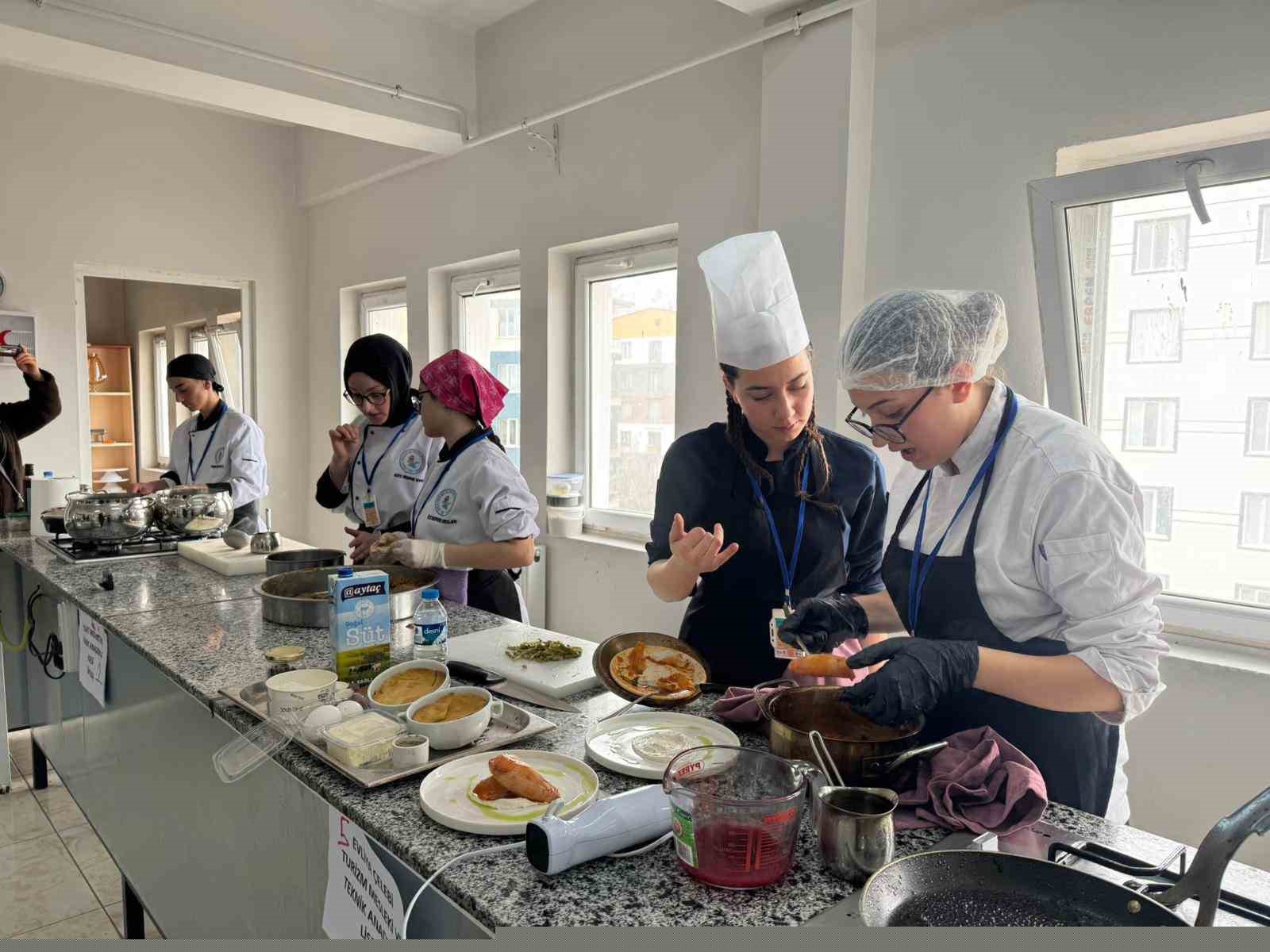 Tatvan’da "2. Uluslararası Gastronomi Yarışması" düzenlendi
