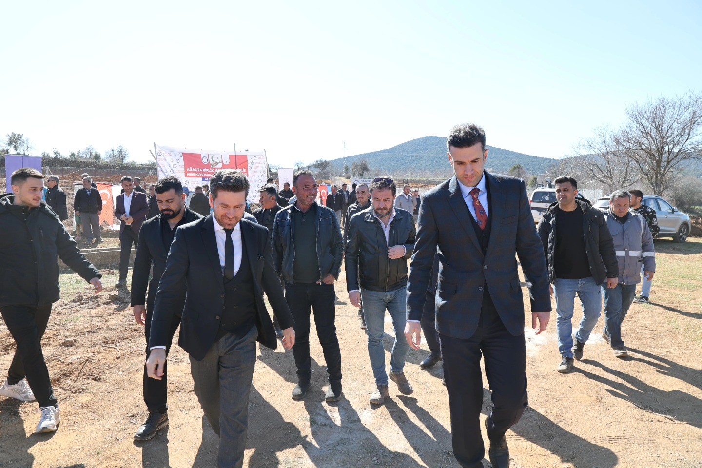 Tavas’ta "Ağaçta Birlik, Gelecekte Dirlik" projesi hayata geçti
