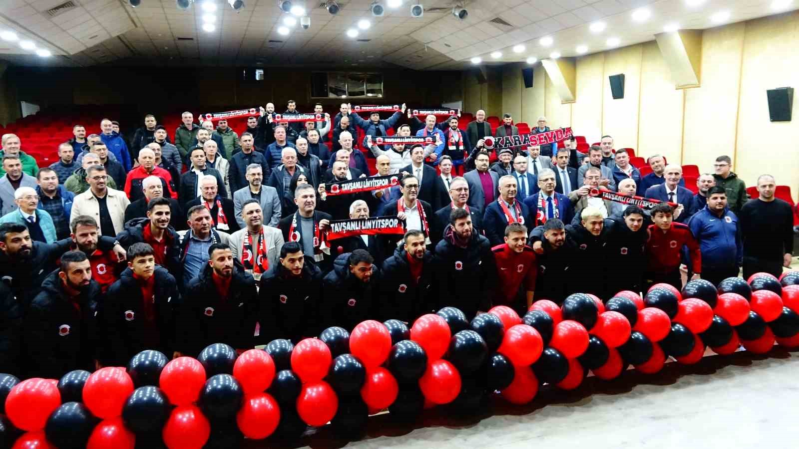 Tavşanlı Linyitspor’dan dev destek lansmanı
Tavşanlı Linyitspor’dan dev destek lansmanı