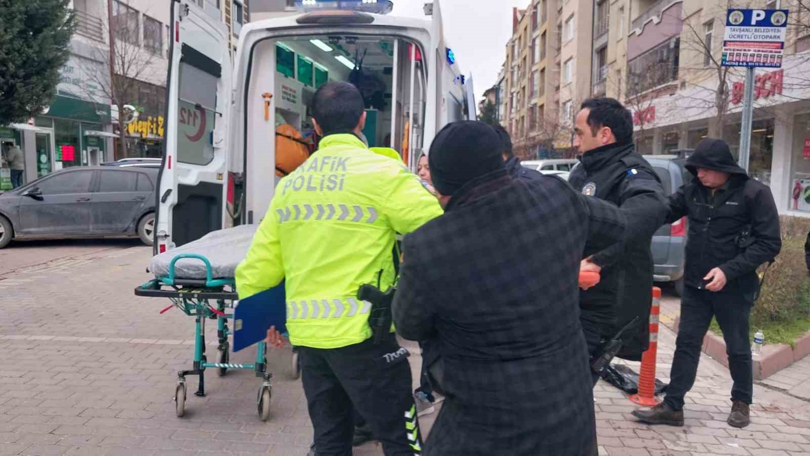 Tavşanlı’da 3 tekerlekli elektrikli motosiklet devrildi: 1 yaralı
