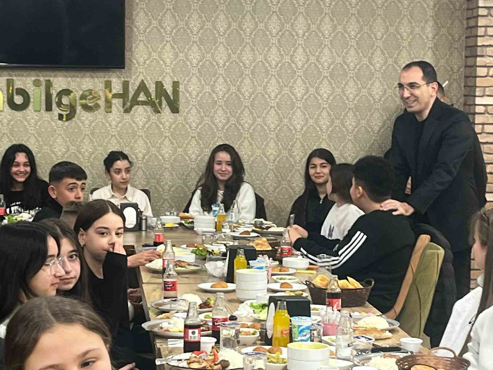 Tavşanlı’da "Türkiye Yüzyılı Maarif Modeli" kapsamında iftar buluşması

