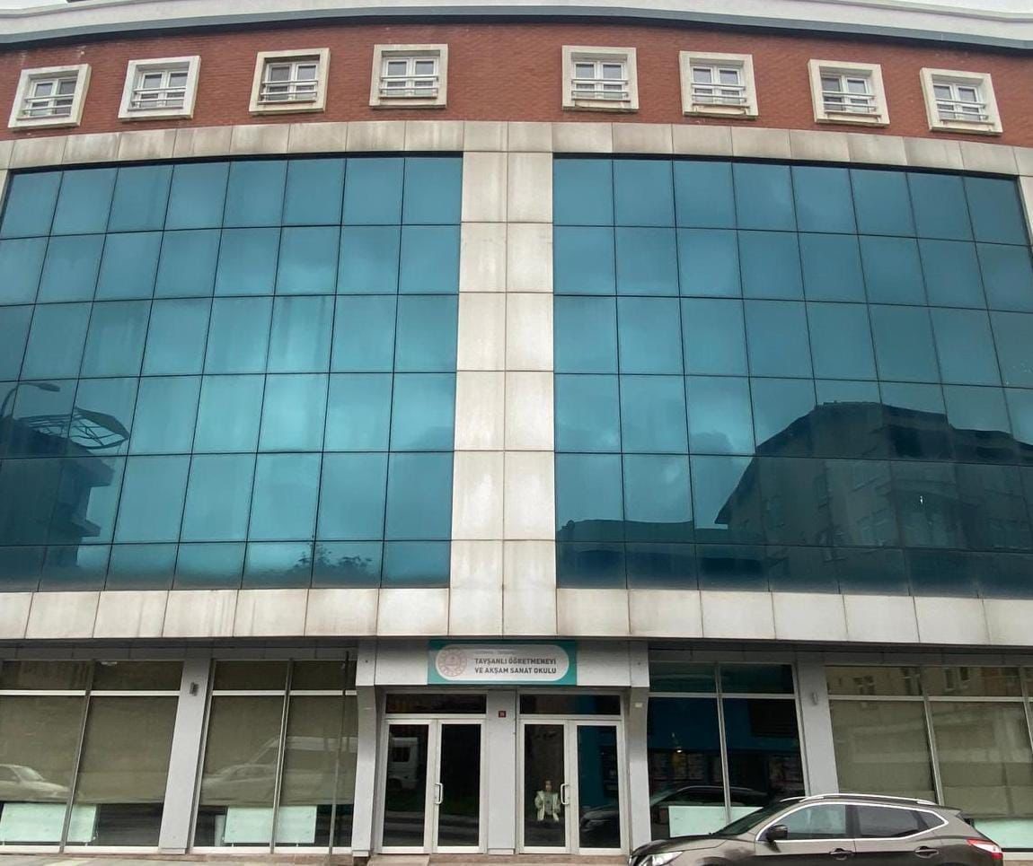 Tavşanlı’ya yeni öğretmenevi binası
