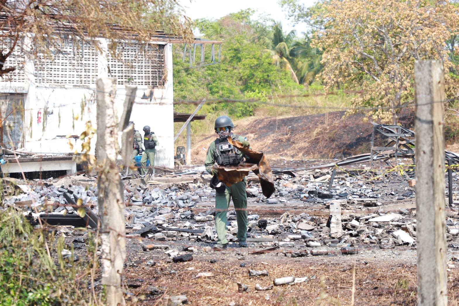 Tayland sınırında mühimmat deposunda patlama
