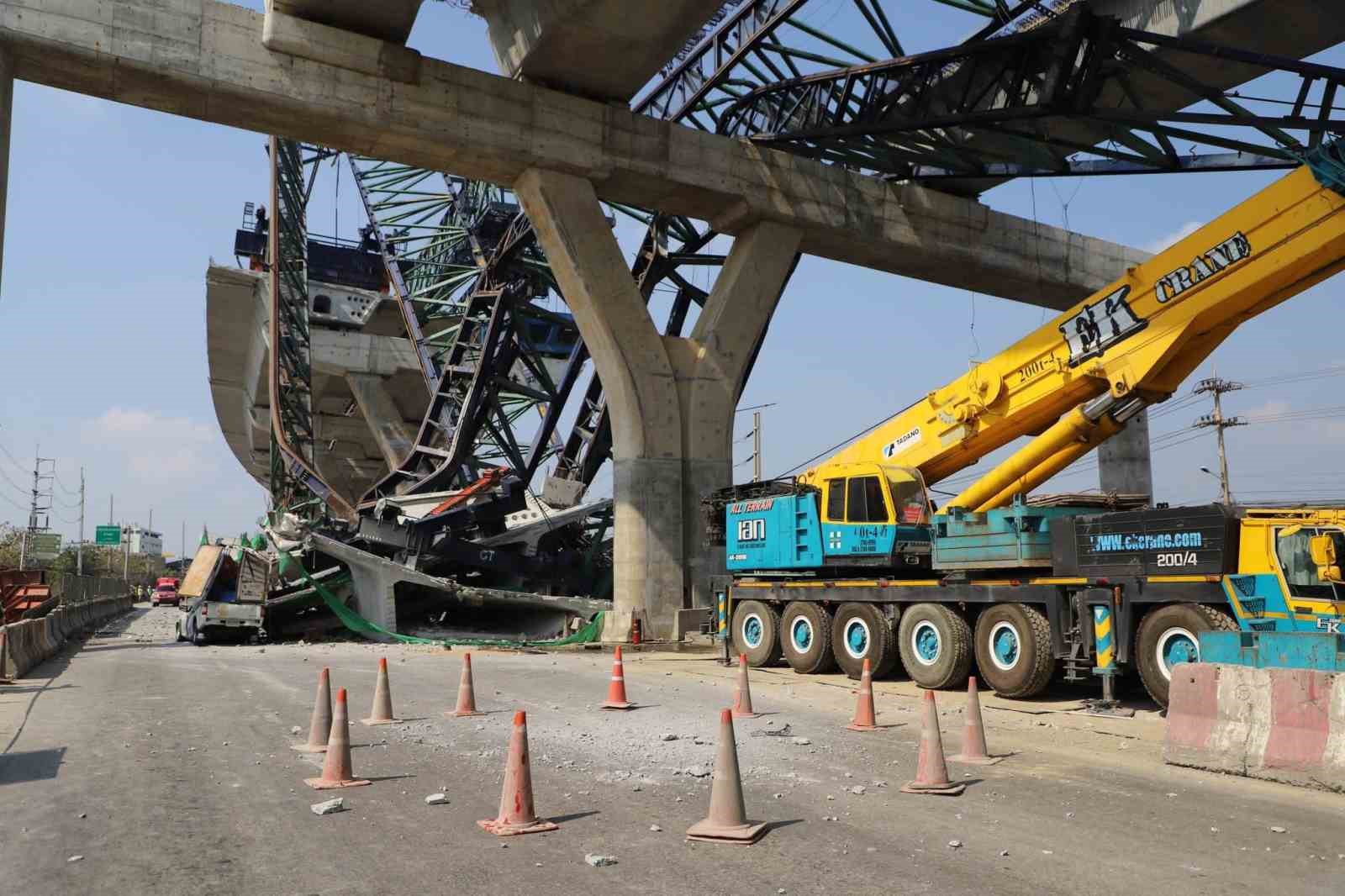 Tayland’da son 24 saat içinde ikinci vinç kazası: 2 ölü, 5 yaralı
Tayland’da son 24 saat içinde ikinci vinç kazası: 2 ölü, 5 yaralı