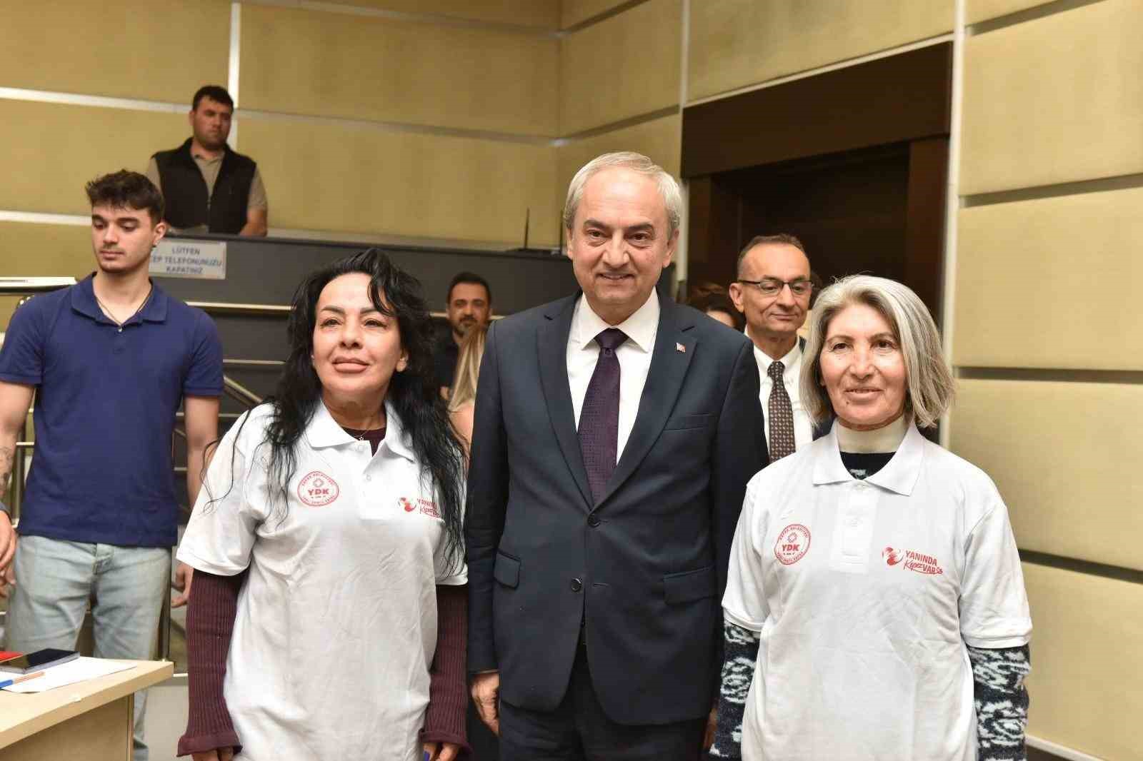 Tazelenme Üniversitesi bahar dönemi öğrencileri Kepez Belediyesi’nde gönüllü görev alacak
Tazelenme Üniversitesi bahar dönemi öğrencileri Kepez Belediyesi’nde gönüllü görev alacak